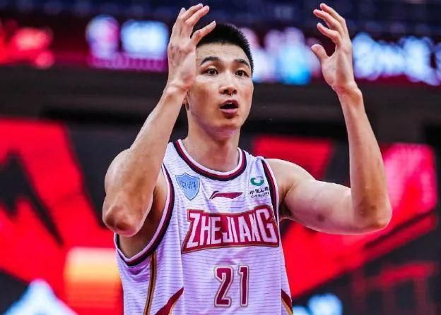 我们都是受过他恩惠的人，不能因为想满足我们自己的好奇心，就去贸然窥探他的秘密。